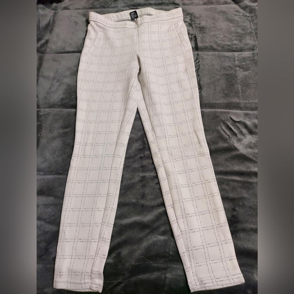 EUC Women's HUE pants, M